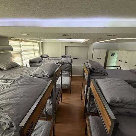 Hostelida Konya אכסניה Meram